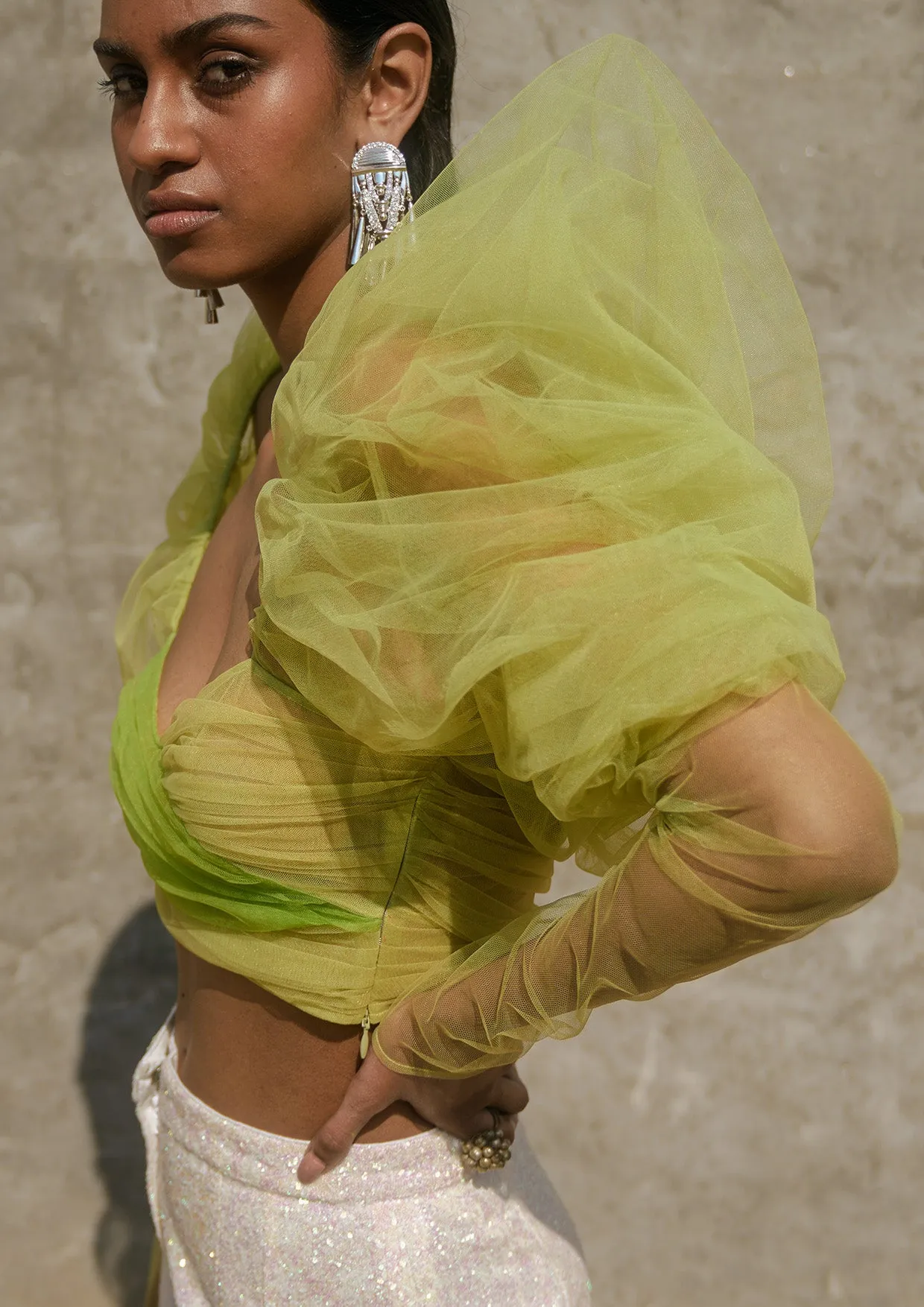 Puff-Sleeve Sweetheart Crop Top